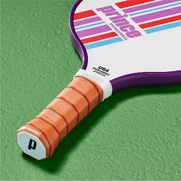 NWT Prince Pickleball Pro Paddle -
Purple - Picture 2 of 3
